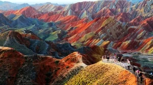 10 сюрреалистични места, които наистина съществуват 