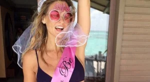 Вижте моминското парти на Бар Рафаели 