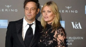 Kейт Мос се опитва да спаси брака си