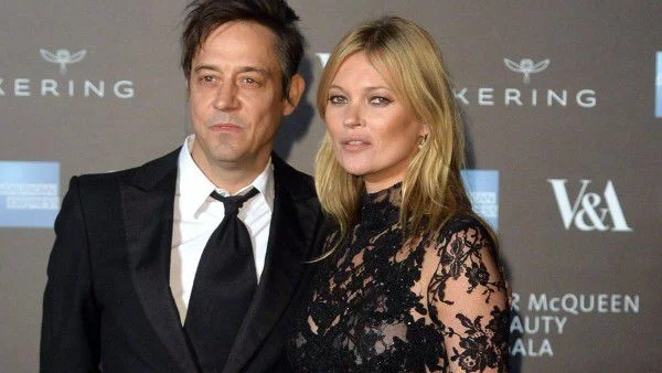 Kейт Мос се опитва да спаси брака си