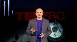 Боян Юруков за Expert.bg: Бизнесът има силен интерес към българи, завършили на Запад