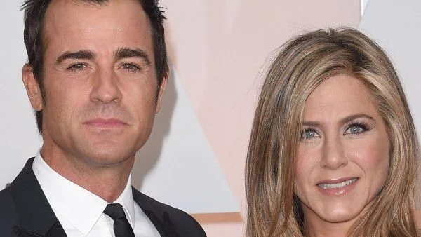 Анистън и Теру си осиновили дете