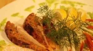 Пълнено пиле с кайма