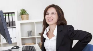 Да облекчим болката в гърба, докато сме в офиса?