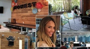 В офиса на компанията на  Джесика Алба