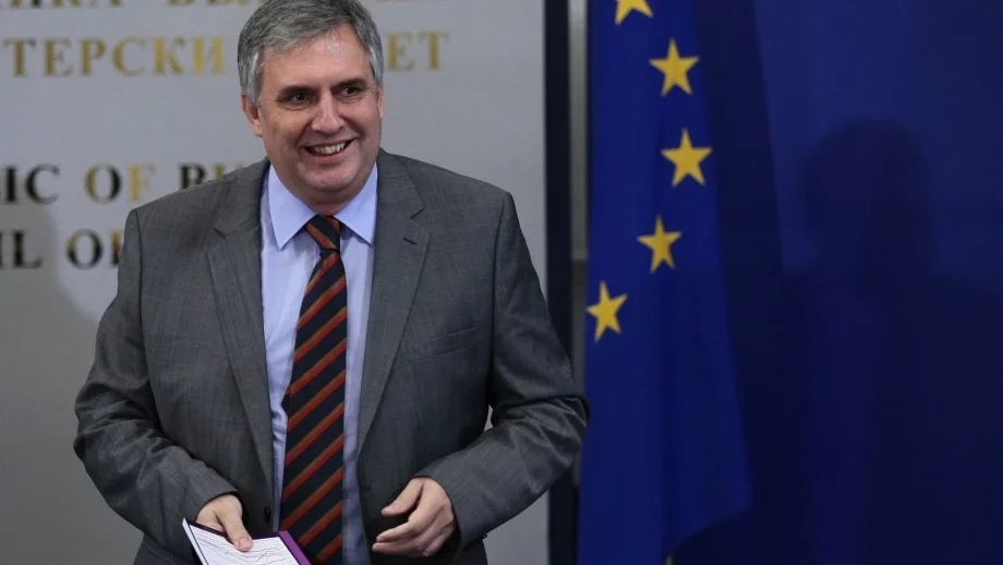 Калфин: Няма избирателност при осигурителните прагове, но приех аргументите на премиера