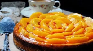 Чийзкейк с праскови