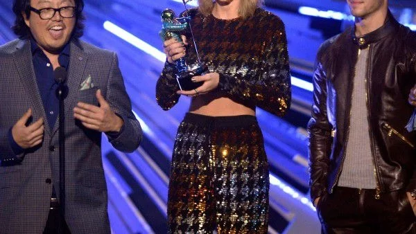 Наградите на MTV - Минаж и  Суифт се сдобриха, Уест ще става президент