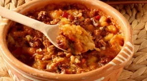 Печен боб с орехи