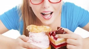 Доказано! Храната води до зависимост