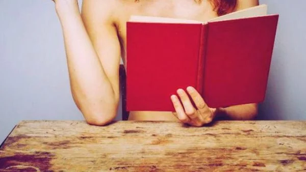 22 нелепи еротични цитата от женски романи