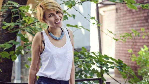 Деница: Най-много ми отива усмивка