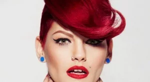 Жана Бергендорф само с глоба след шофиране дрогирана