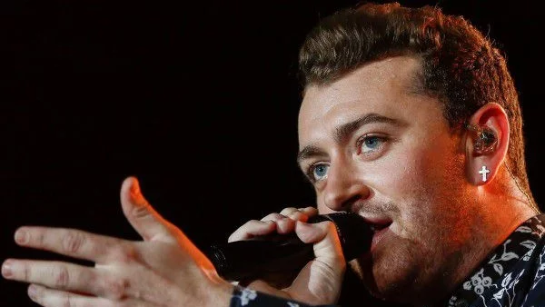 Сам Смит изпълнява песента към новия Джеймс Бонд