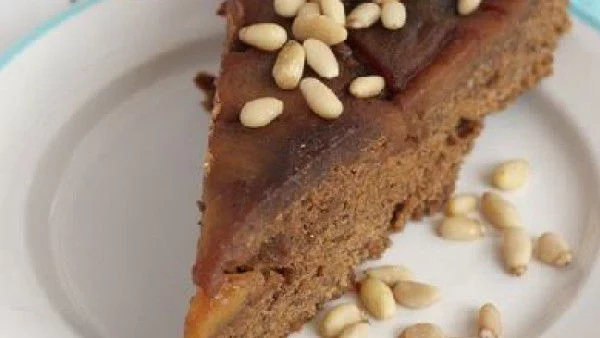 Карамелизиран ябълков сладкиш