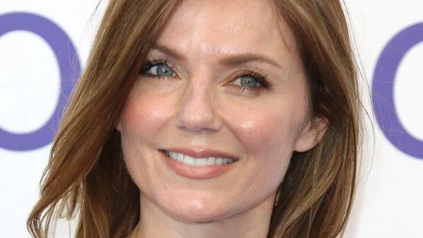  Гери Халиуел се завръща към музиката