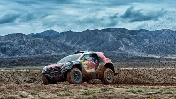 Двойна победа за Peugeot 2008 DKR в „Пътя на коприната“