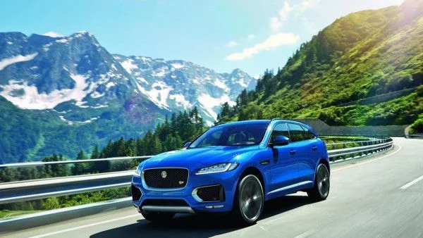 Jaguar F-Pace ще е една от звездите на София Мотор Шоу 2015