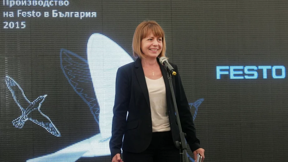 Новите автобуси в София тръгват от следващата седмица, съобщи Фандъкова