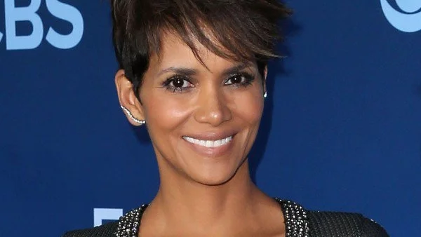 Как се поддържат зрелите холивудски звезди