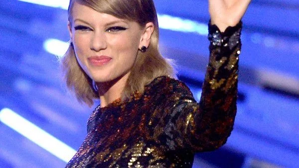 Тейлър Суифт дари пари на болно дете