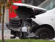 Самоделна бомба взриви автомобил на италианското посолство в Атина, няма жертви