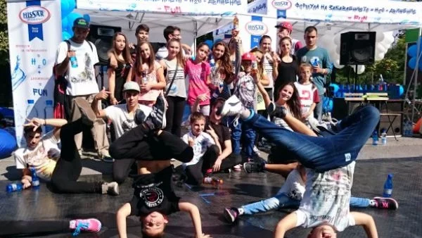 Уникално DANCE BATTLE шоу от "ХИСАР" за маратона на София