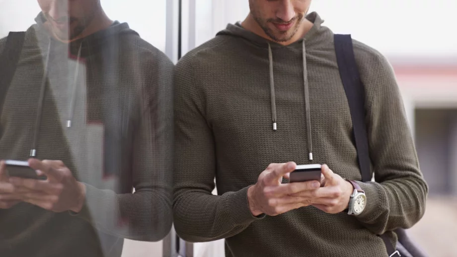 Кръщаване на смартфона е новата мания в технологиите