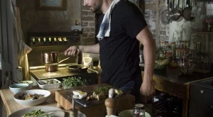 Брадли Купър: Готвя всеки ден и си имам градина