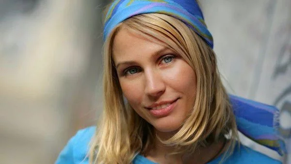Миленита е бременна