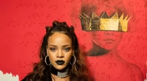 Риана стартира собствен бизнес 