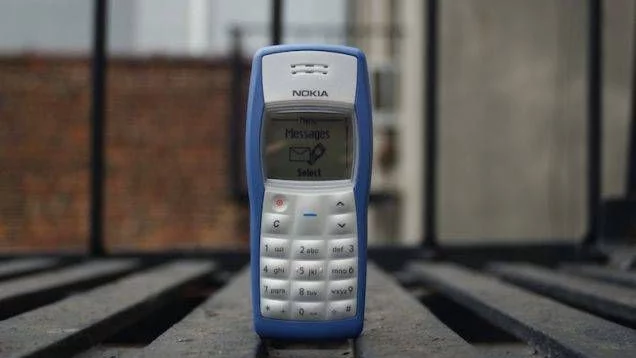 Най-продаваният мобилен телефон на всички времена е...