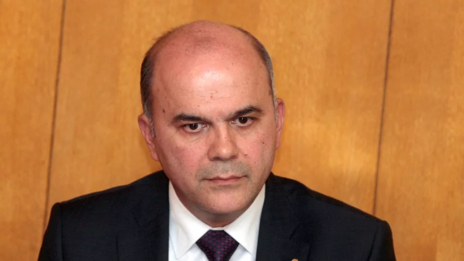 Работодателите искат оставката на социалния министър Бисер Петков 