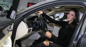 Златка Димитрова на лов за луксозни коли
