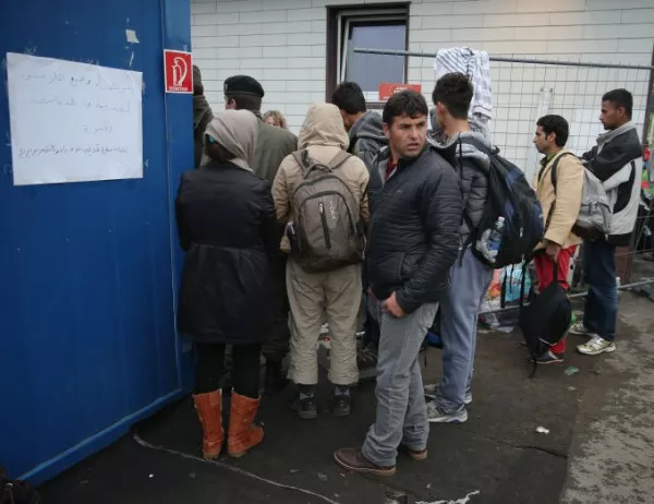 Балкански мигранти щурмуват Европейския съюз през Румъния