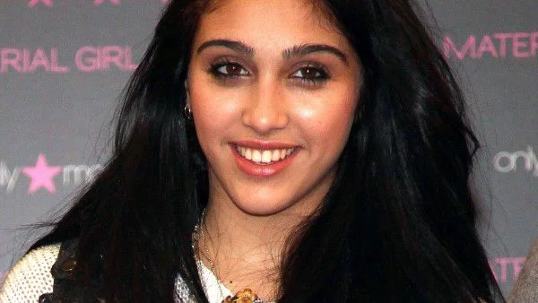 Дъщерята на Мадона с татус в нейна чест