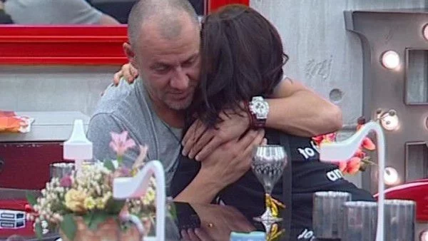 Флирт между Преслава и Гъмов