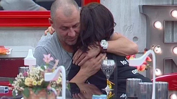 Гъмов и Преслава в едно легло