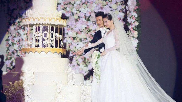 Сватбата на китайските Ким и Кание Уест