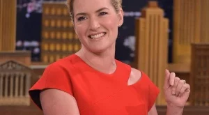 Кейт Уинслет: Предпочитам да изглеждам по-стара, отколкото вкаменена