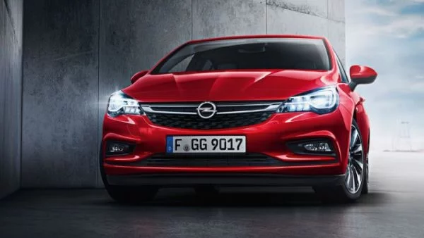 “SAFETYBEST 2015“за матричните фарове на Opel Astra