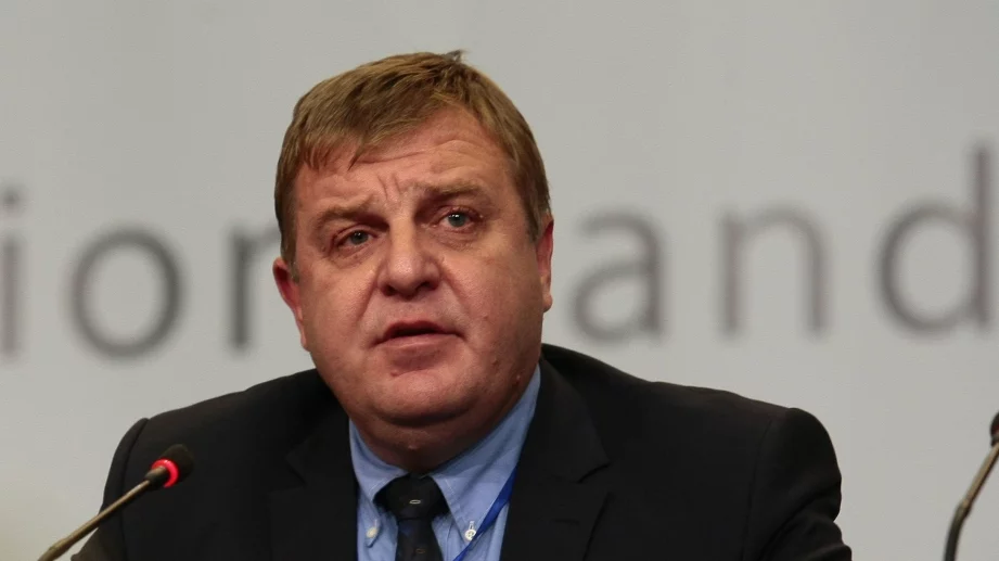 Каракачанов иска предоговаряне на цената на газа с Русия 