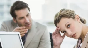 Реагирайте така, когато някой ви крещи на работа