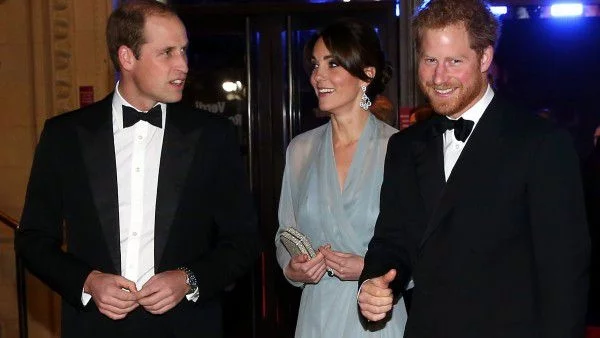 Принц Уилям и Кейт на премиерата на новия Джеймс Бонд