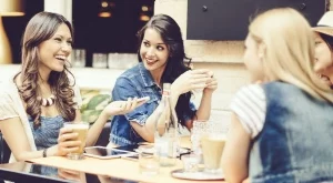 Разликите между женските и мъжките приятелства 