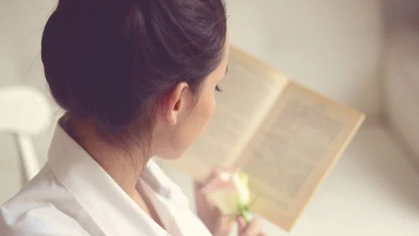 "Специални връзки“ –  силна  книга за мъжките момичета