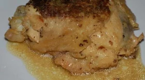 Пилешки бутчета по дижонски