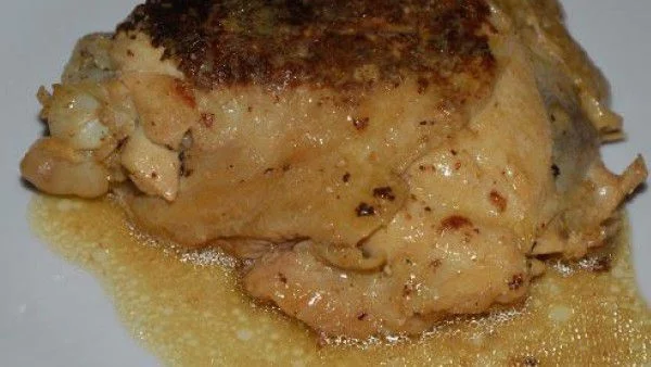 Пилешки бутчета по дижонски