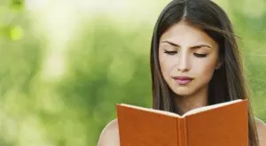 Зодиакалните знаци, които изпитват непрекъснато желание да знаят всичко   