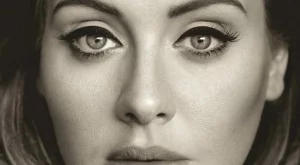 Адел: Мислех, че майчинството е по-лесно